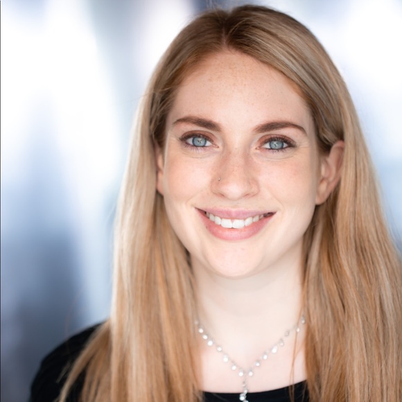 Meet your Posher, Meaghan K - Picture 2 of 5